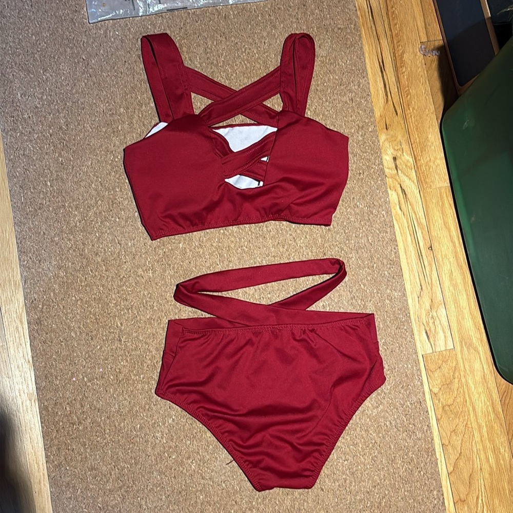 Two Piece Bathing Suit 👙 - Picture 3 of 5